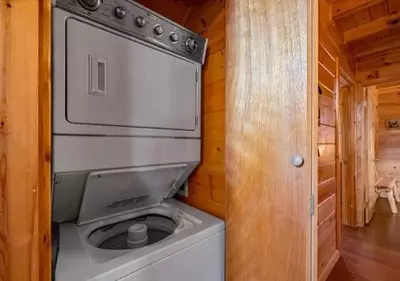 Bear Paw Lodge 8