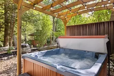 Bear Lodge at Bent Creek