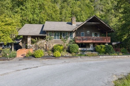 Bear Lodge at Bent Creek