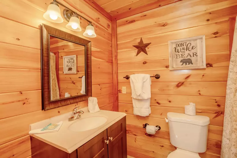 Amazing Adventure Lodge