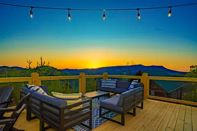 Amazing Adventure Lodge 84