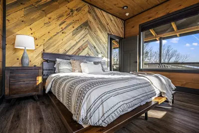 Smoky Mountain Hideaway 8