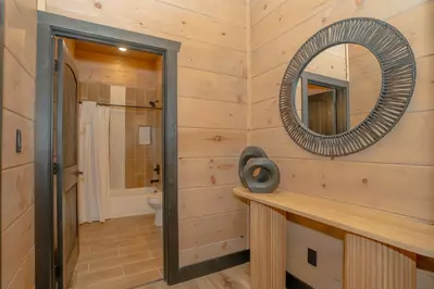 Creekside Haven 23