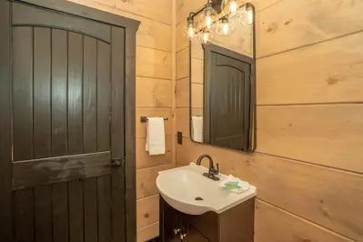 Creekside Haven 57