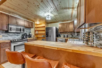 Broad Mountain View 15