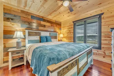 Broad Mountain View 31