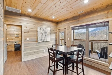 Dreamy Views @ Timber Cove