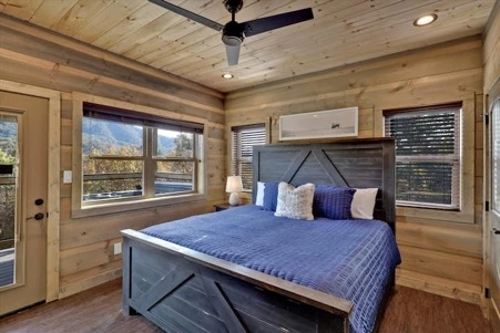 Dreamy Retreat @ Timber Cove