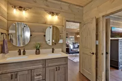Dreamy Retreat @ Timber Cove 111 17