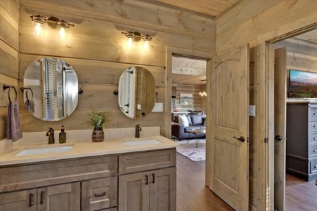 Dreamy Retreat @ Timber Cove