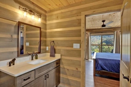 Dreamy Retreat @ Timber Cove