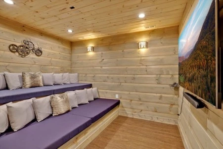Dreamy Retreat @ Timber Cove
