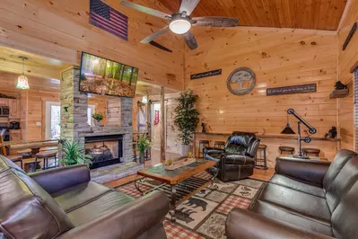 Luxury Mountain Lodge 8