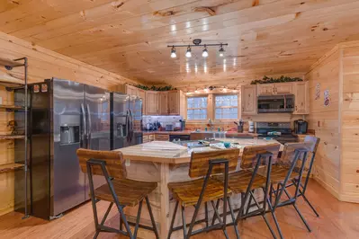 Luxury Mountain Lodge 15