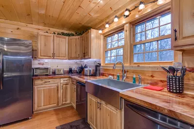 Luxury Mountain Lodge 17
