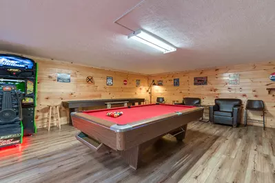 Luxury Mountain Lodge 19