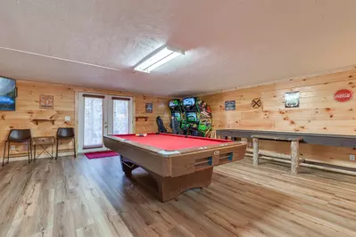 Luxury Mountain Lodge 22