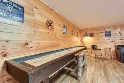 Luxury Mountain Lodge 24