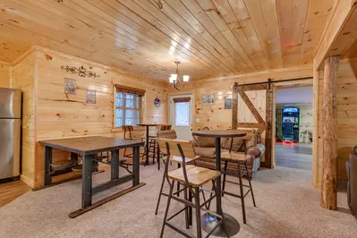 Luxury Mountain Lodge 28