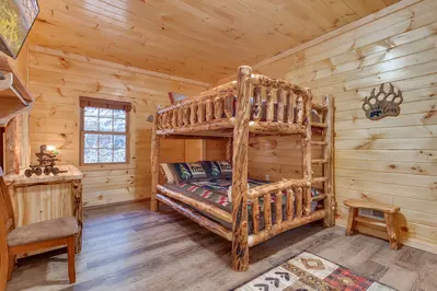Luxury Mountain Lodge 36