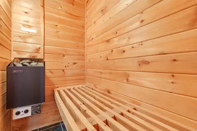 Luxury Mountain Lodge 42