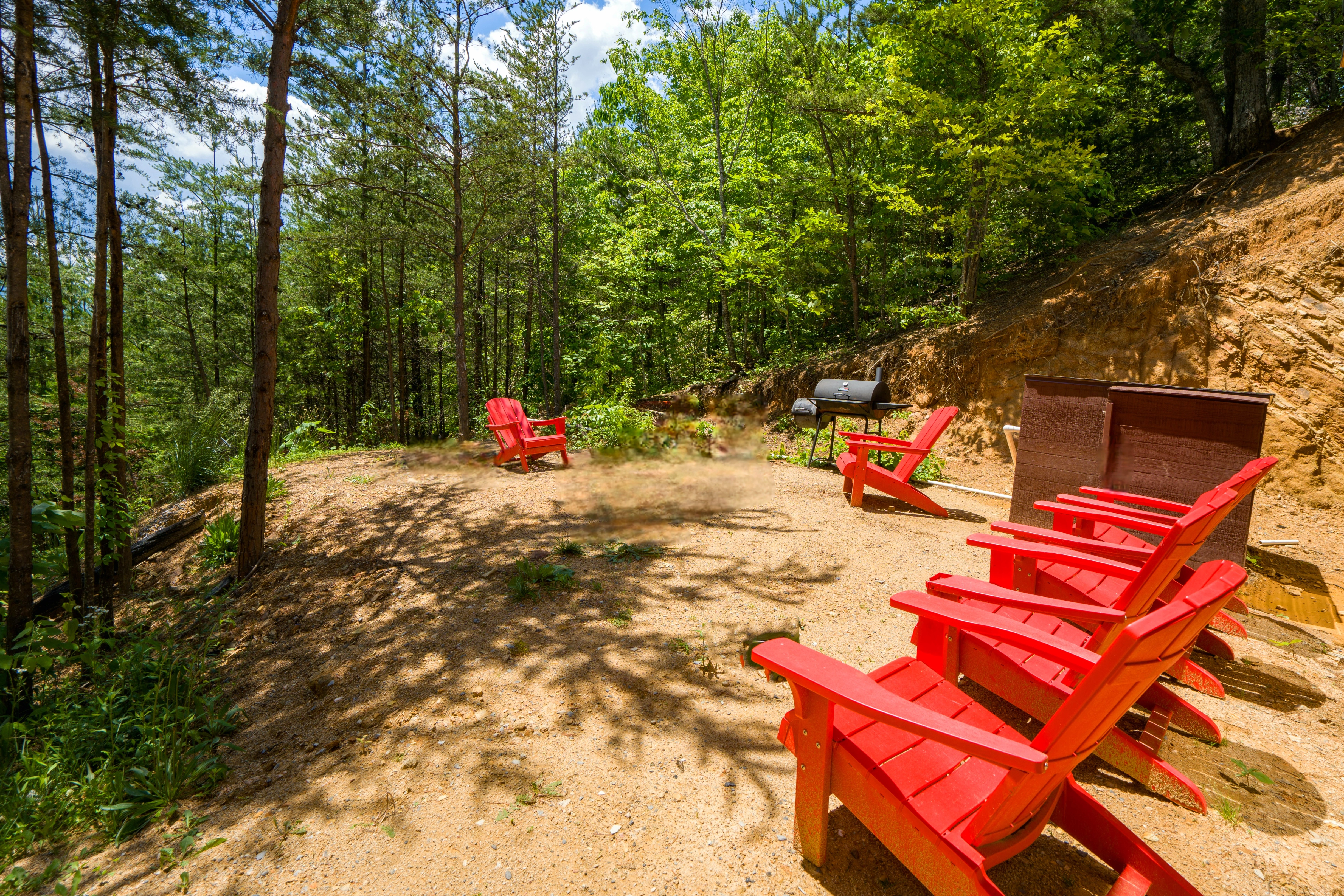 CrestView Lodge