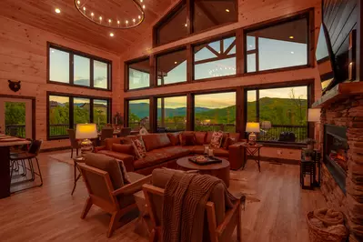 Apres Chalet 11