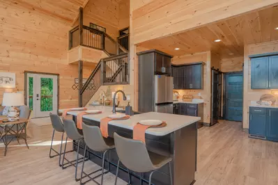 Apres Chalet 23