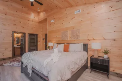 Apres Chalet 47