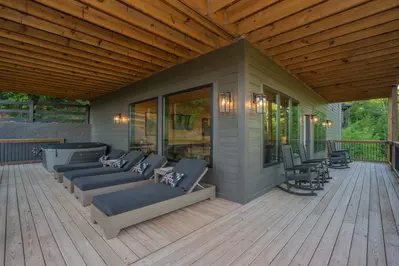 Apres Chalet 66