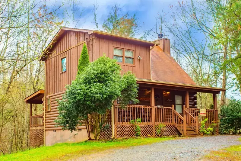 Bearfoot Blue Jean Night cabin in Gatlinburg