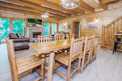 Swimming Bear Lodge 15
