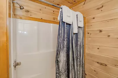 Swimming Bear Lodge 39