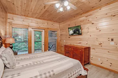 Swimming Bear Lodge 76