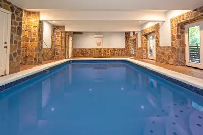 Swimming Bear Lodge 82