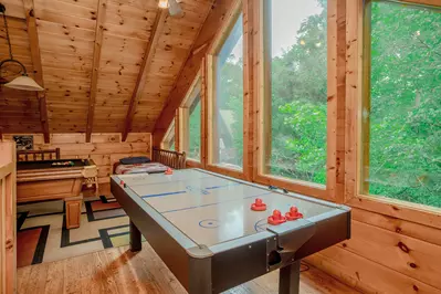 Majestic Splendor Lodge 26