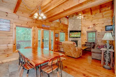 Majestic Splendor Lodge 15