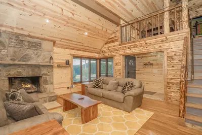 Broad Mountain View 12