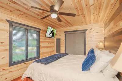 Broad Mountain View 27