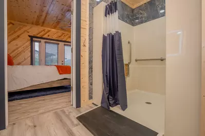 Broad Mountain View 40