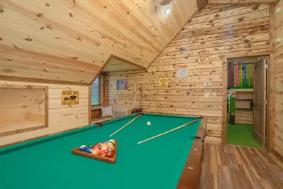 Broad Mountain View 63