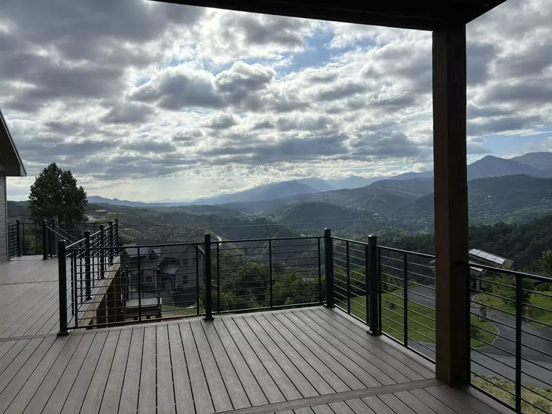 A Gatlinburg Mountain Top Splash