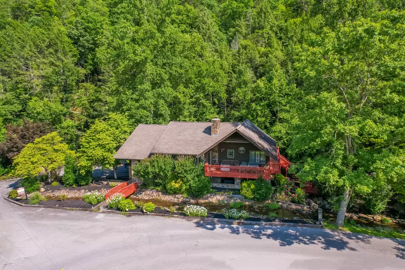 Bear Lodge at Bent Creek