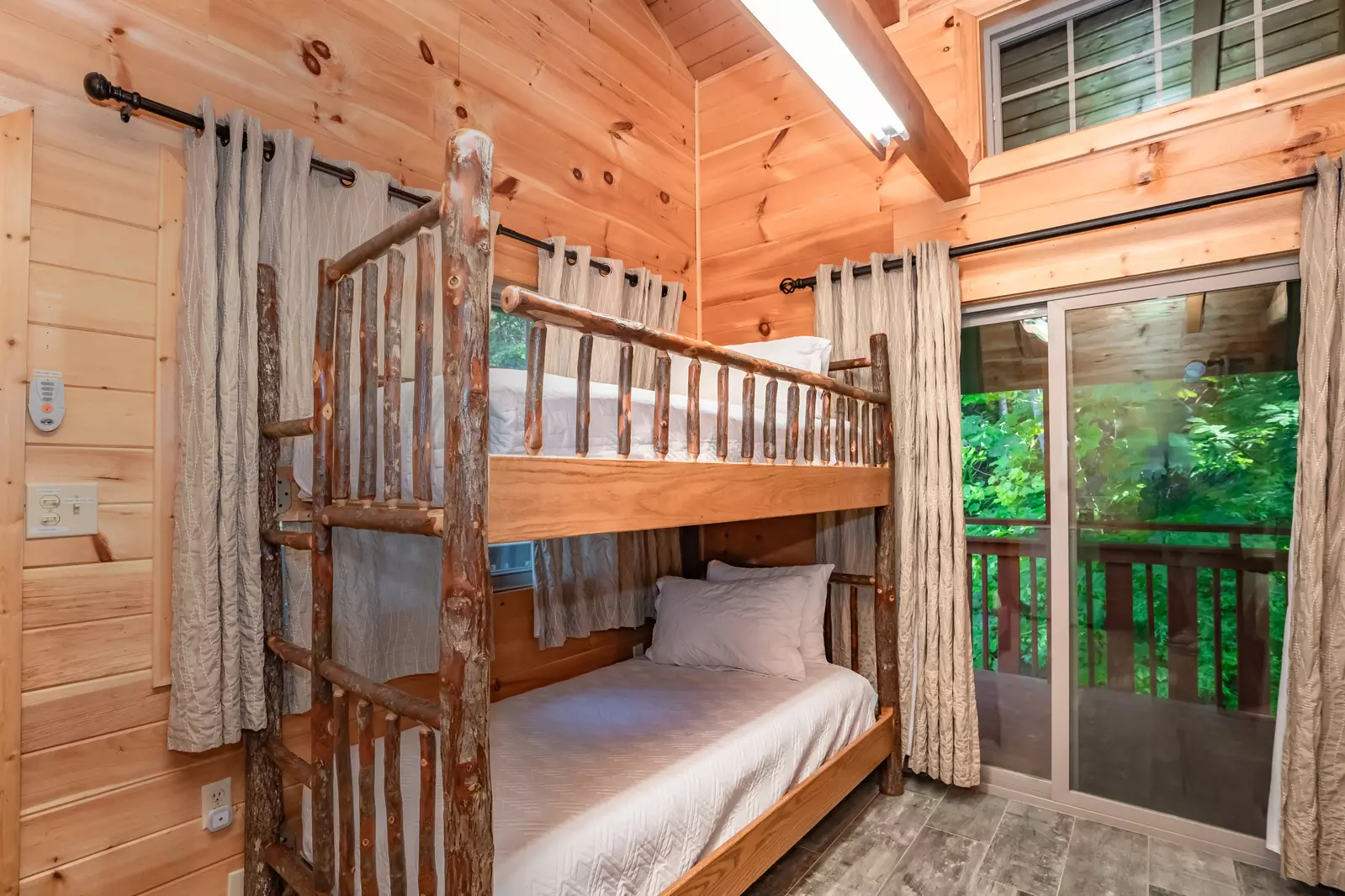 Bear Lodge at Bent Creek