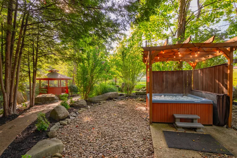 Bear Lodge at Bent Creek