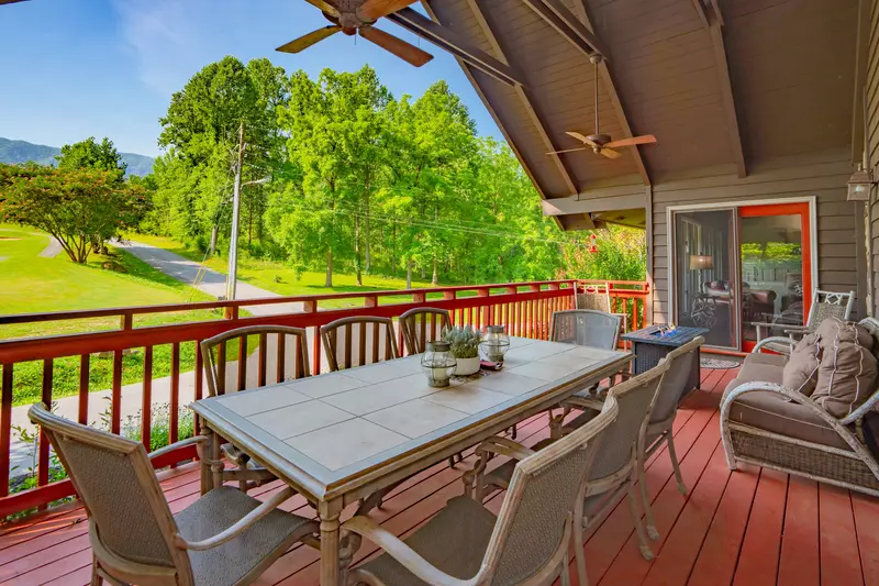 Bear Lodge at Bent Creek