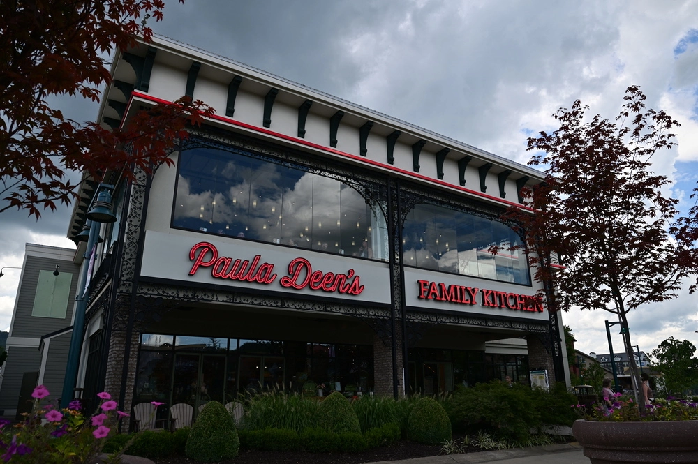 Paula Deen's Family Kitchen at The Island in Pigeon Forge