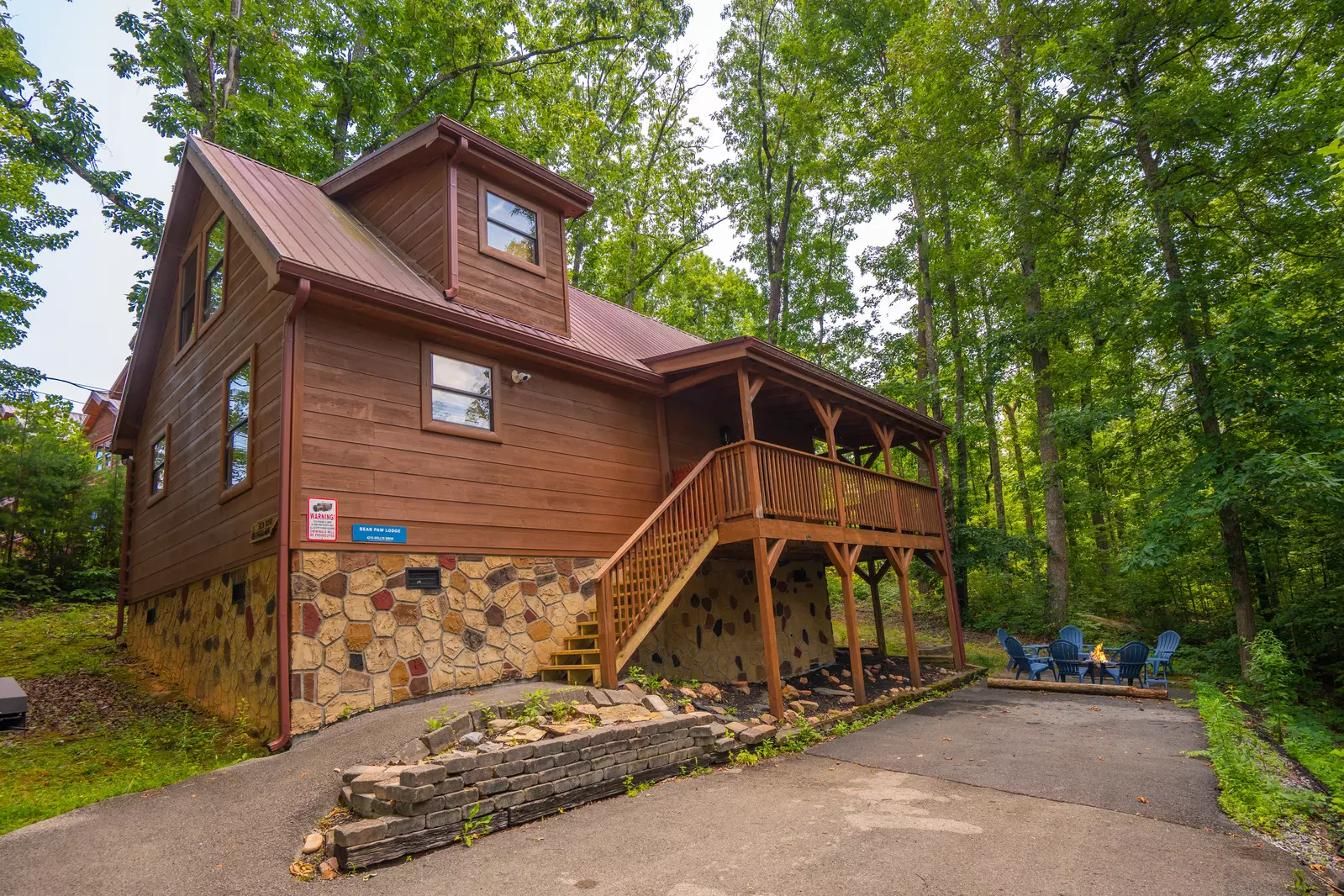 Bear Paw Lodge