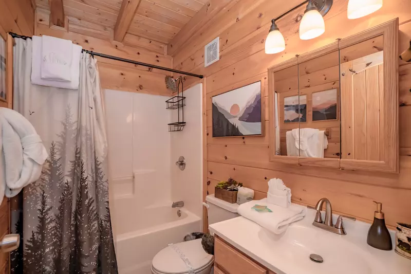 Bear Paw Lodge