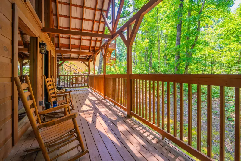Bear Paw Lodge